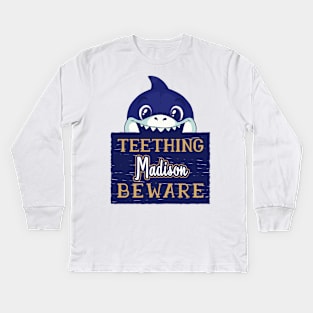 Madison - Funny Kids Shark - Personalized Gift Idea - Bambini Kids Long Sleeve T-Shirt